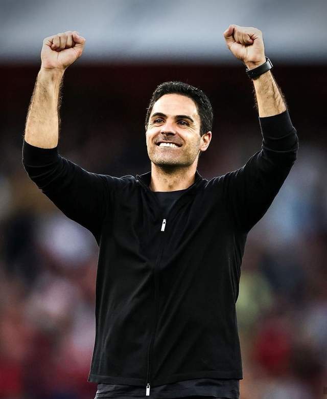 若昂·菲利克斯赛点兑现,AC米兰淘汰利雅得新月晋级四强,主帅激动落泪的简单介绍